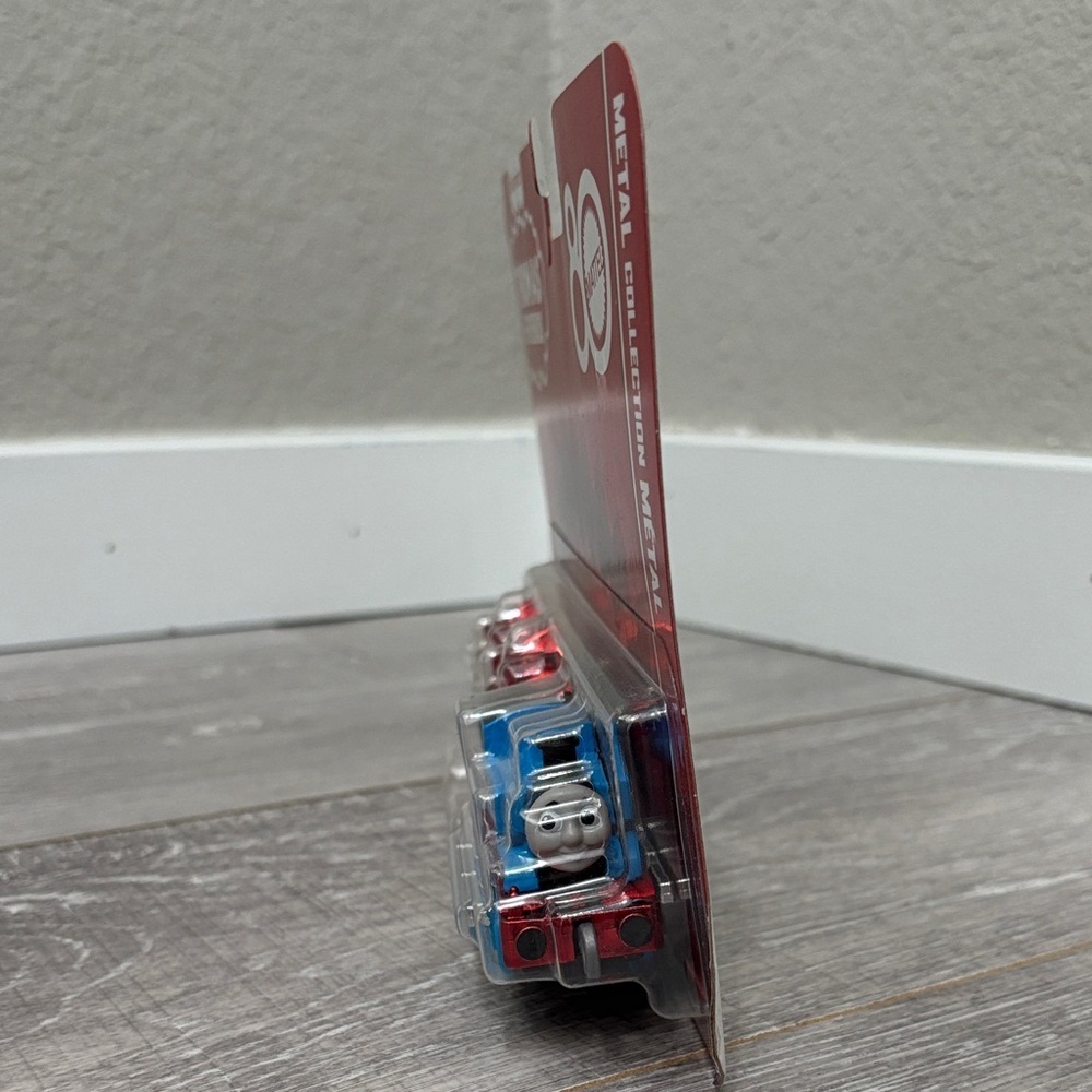 NIB 80th Anniversary Thomas - Picture 3 of 7